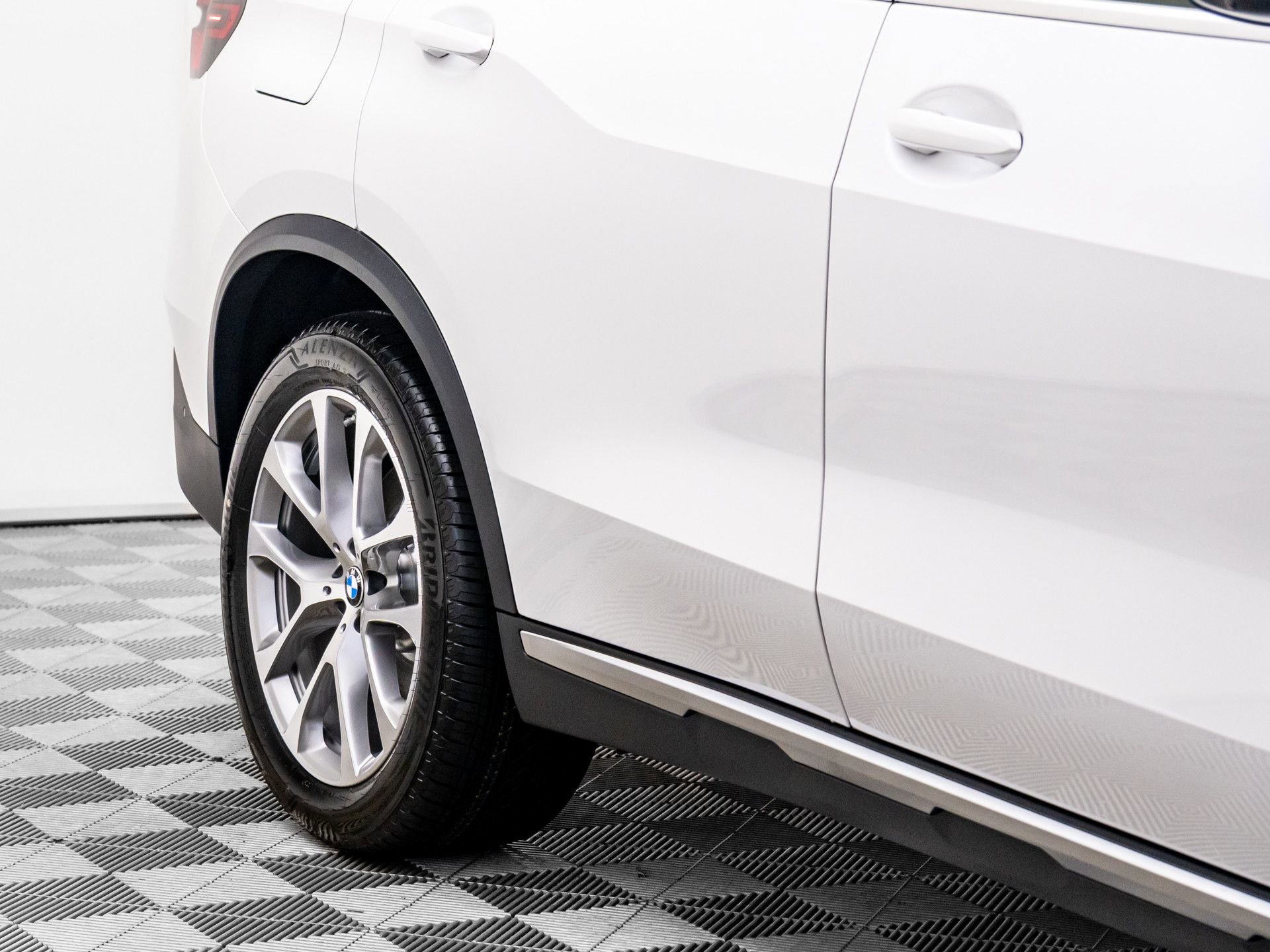 Certified 2026 BMW X5 xDrive40i image 33