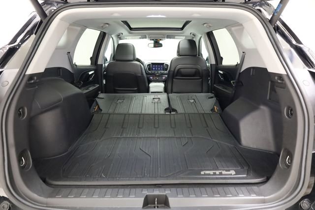 Used 2024 GMC Terrain AT4 w/ Infotainment Package II image 33