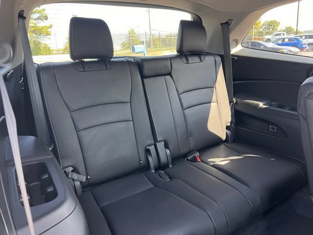 Used 2020 Honda Pilot Touring image 29