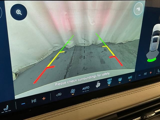 Used 2023 Lincoln Corsair Reserve image 23