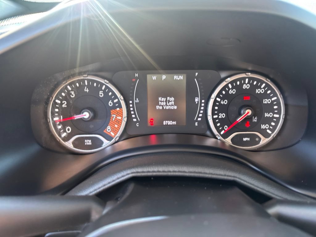 Certified 2023 Jeep Renegade Latitude AWD/4WD image 12