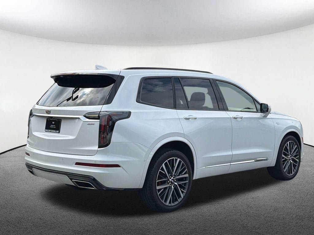Certified 2025 Cadillac XT6 Sport w/ Platinum Package AWD/4WD image 20