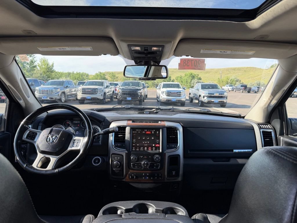 Used 2017 RAM 2500 Laramie w/ Convenience Group AWD/4WD image 14