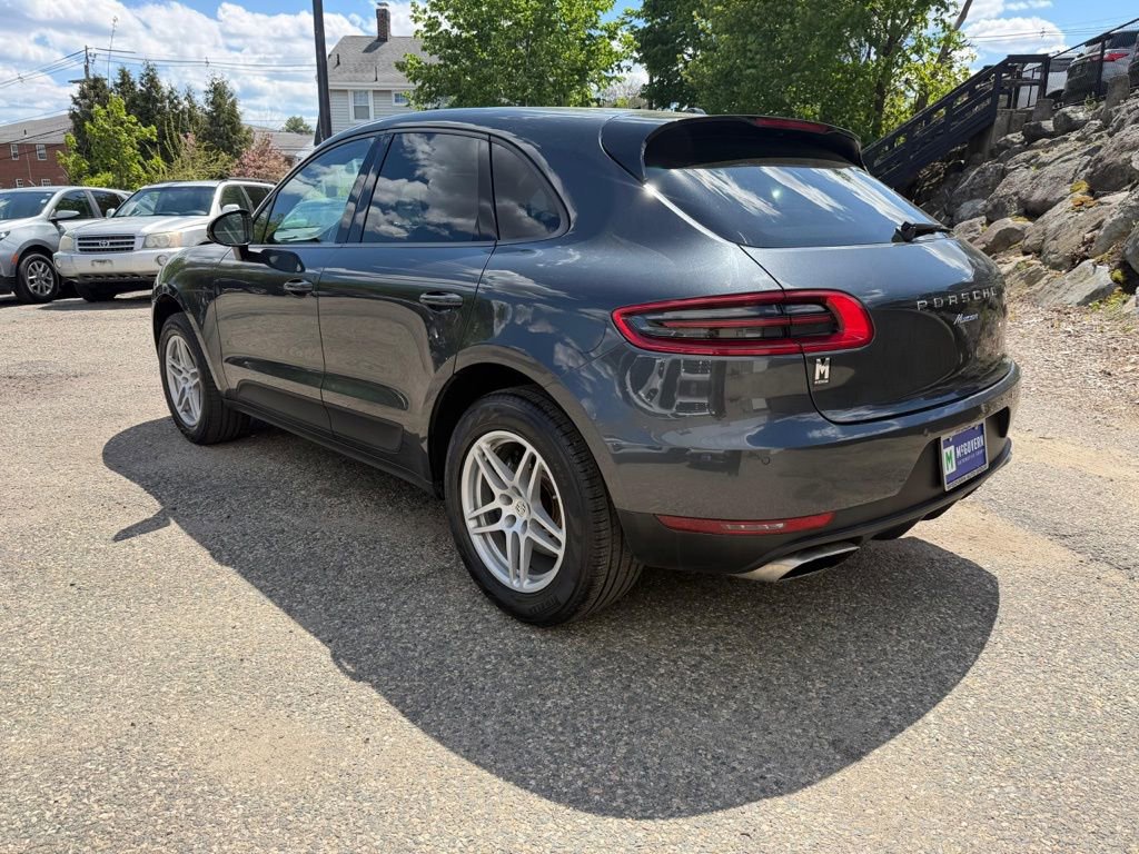 Used 2017 Porsche Macan AWD/4WD image 4