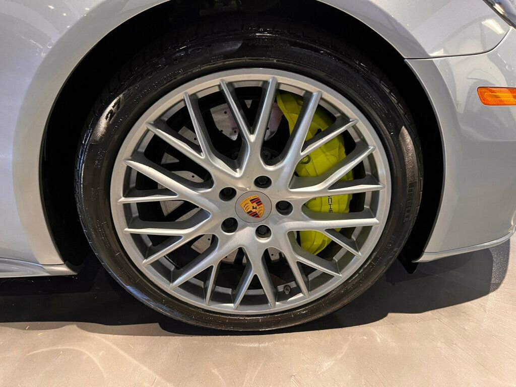 Used 2019 Porsche Panamera Turbo S Executive image 14