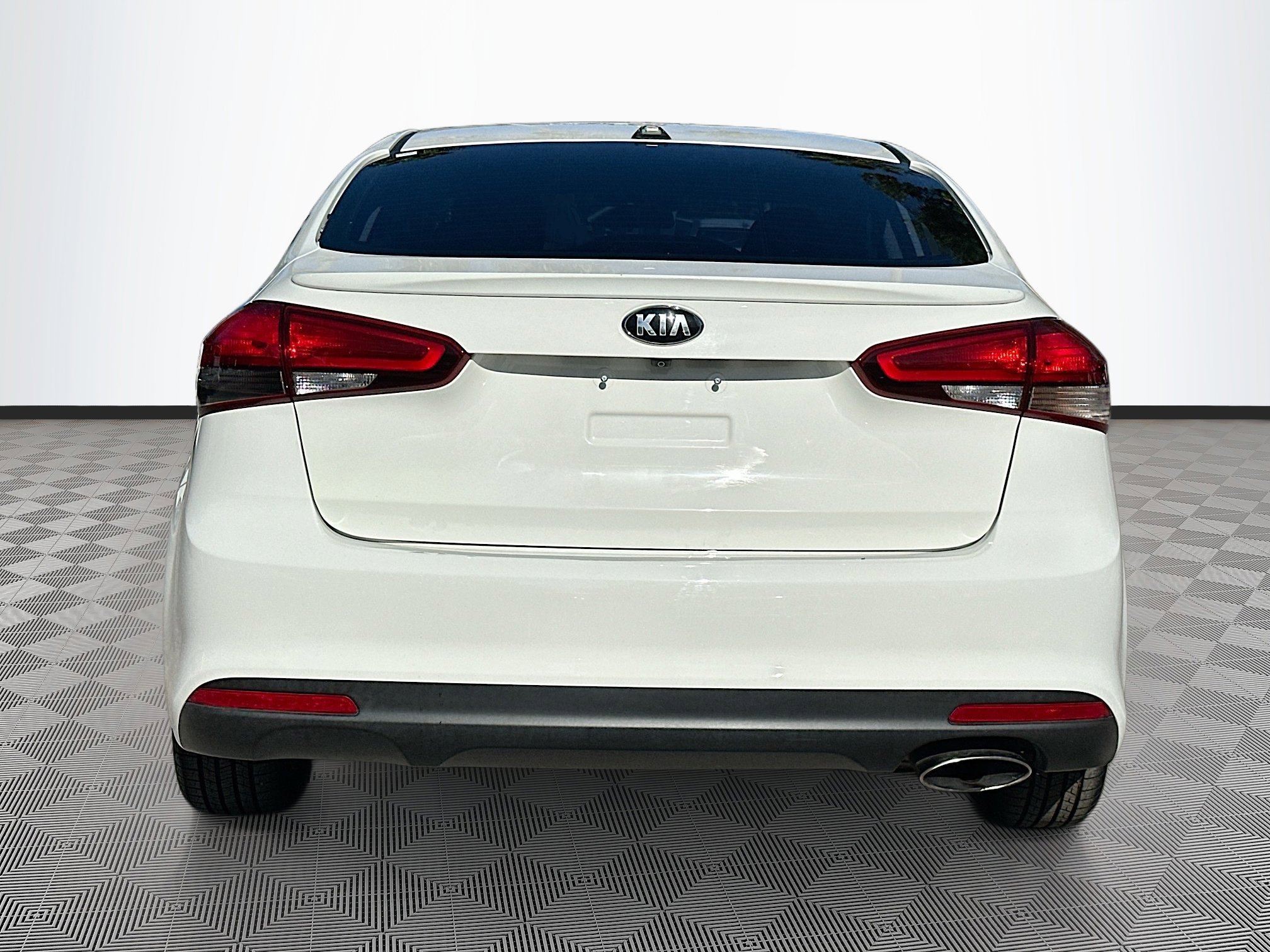 Used 2017 Kia Forte S w/ S Technology Package image 6