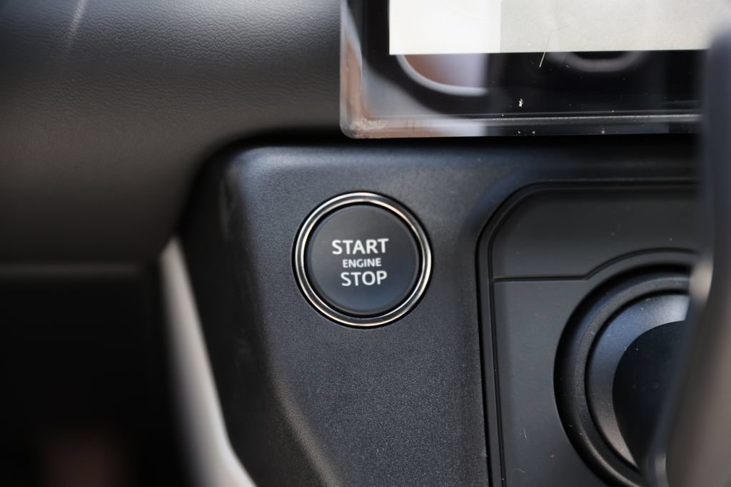 New 2026 Land Rover Defender 110 X-Dynamic SE AWD/4WD image 23