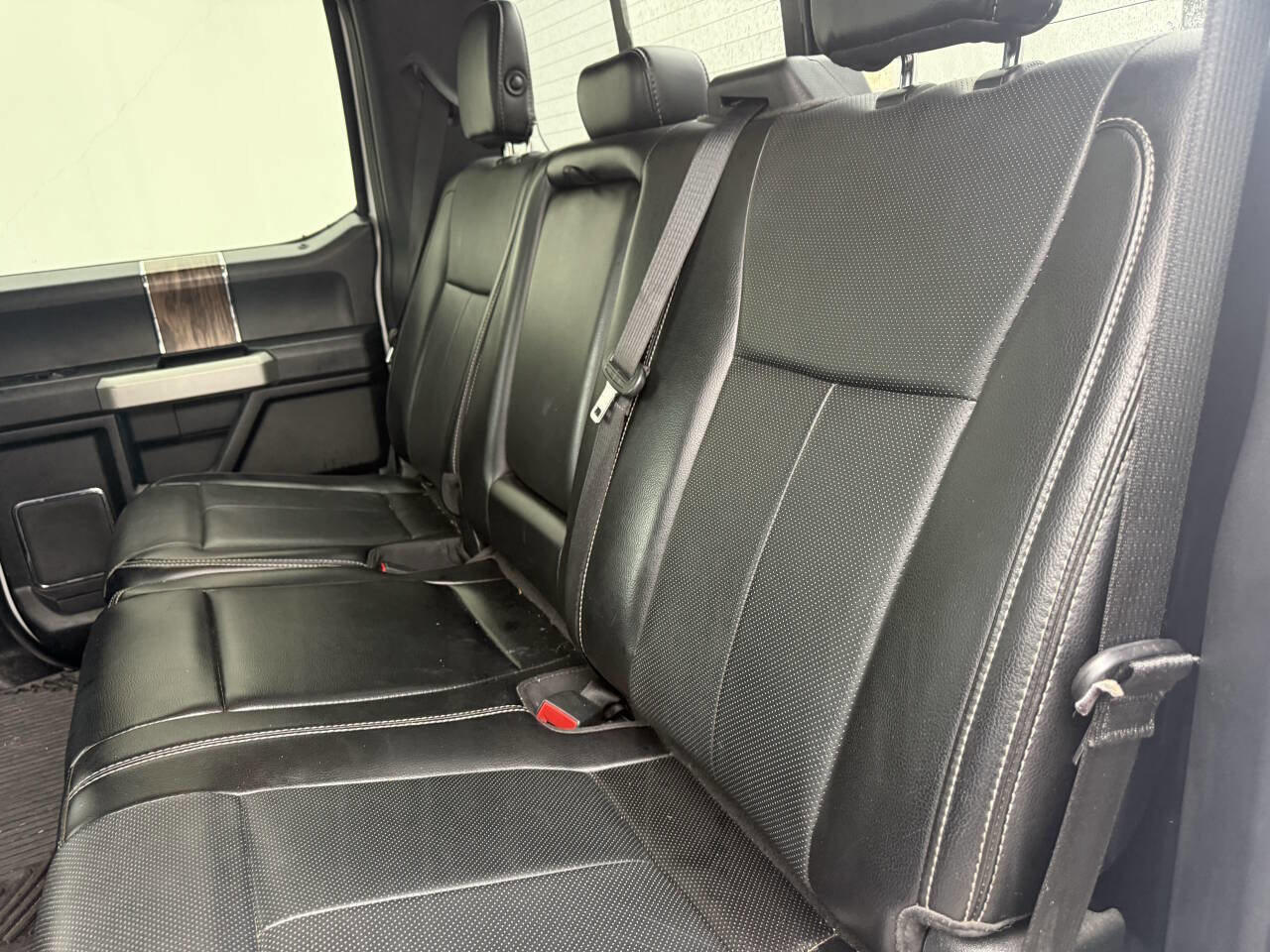 Used 2018 Ford F150 Lariat image 18