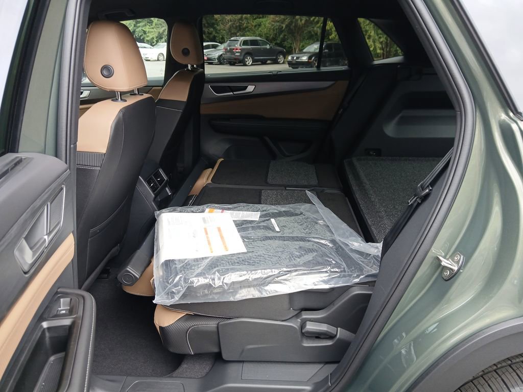 New 2026 Volkswagen Atlas Cross Sport SE image 23