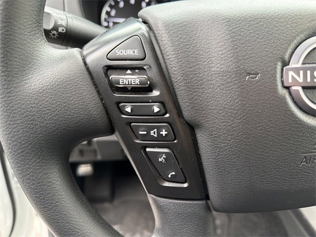 Used 2022 Nissan Frontier SV w/ Technology Package image 16