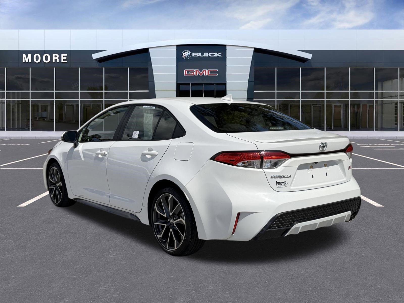Used 2021 Toyota Corolla SE FWD image 5