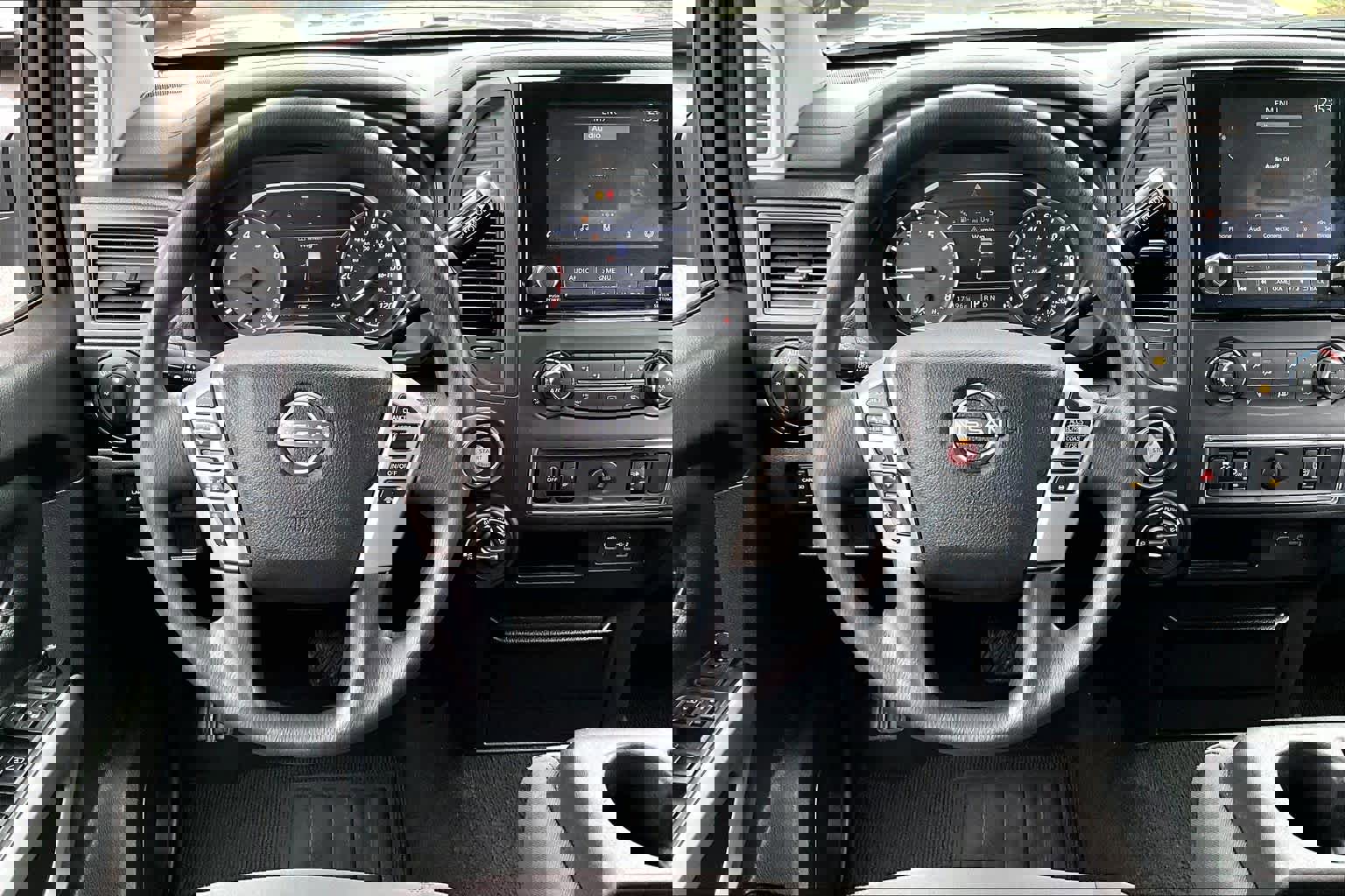 Used 2024 Nissan Titan SV w/ Accessory Utility Package image 10