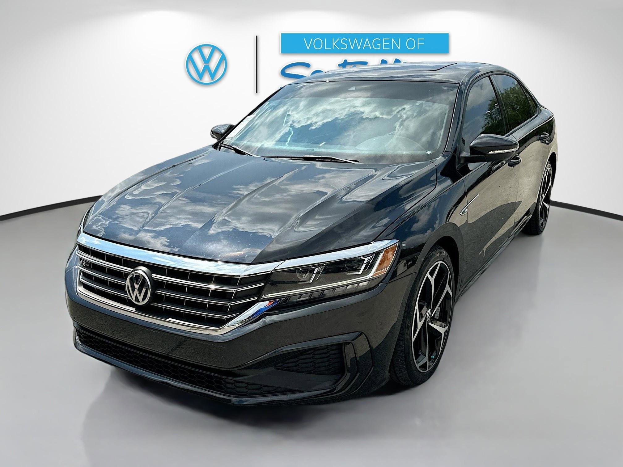 Used 2022 Volkswagen Passat 2.0T R-Line