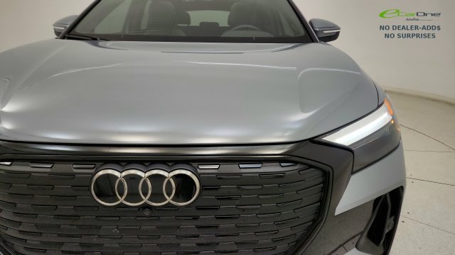 Used 2024 Audi Q4 e-tron Premium Plus w/ Premium Plus AWD/4WD image 25