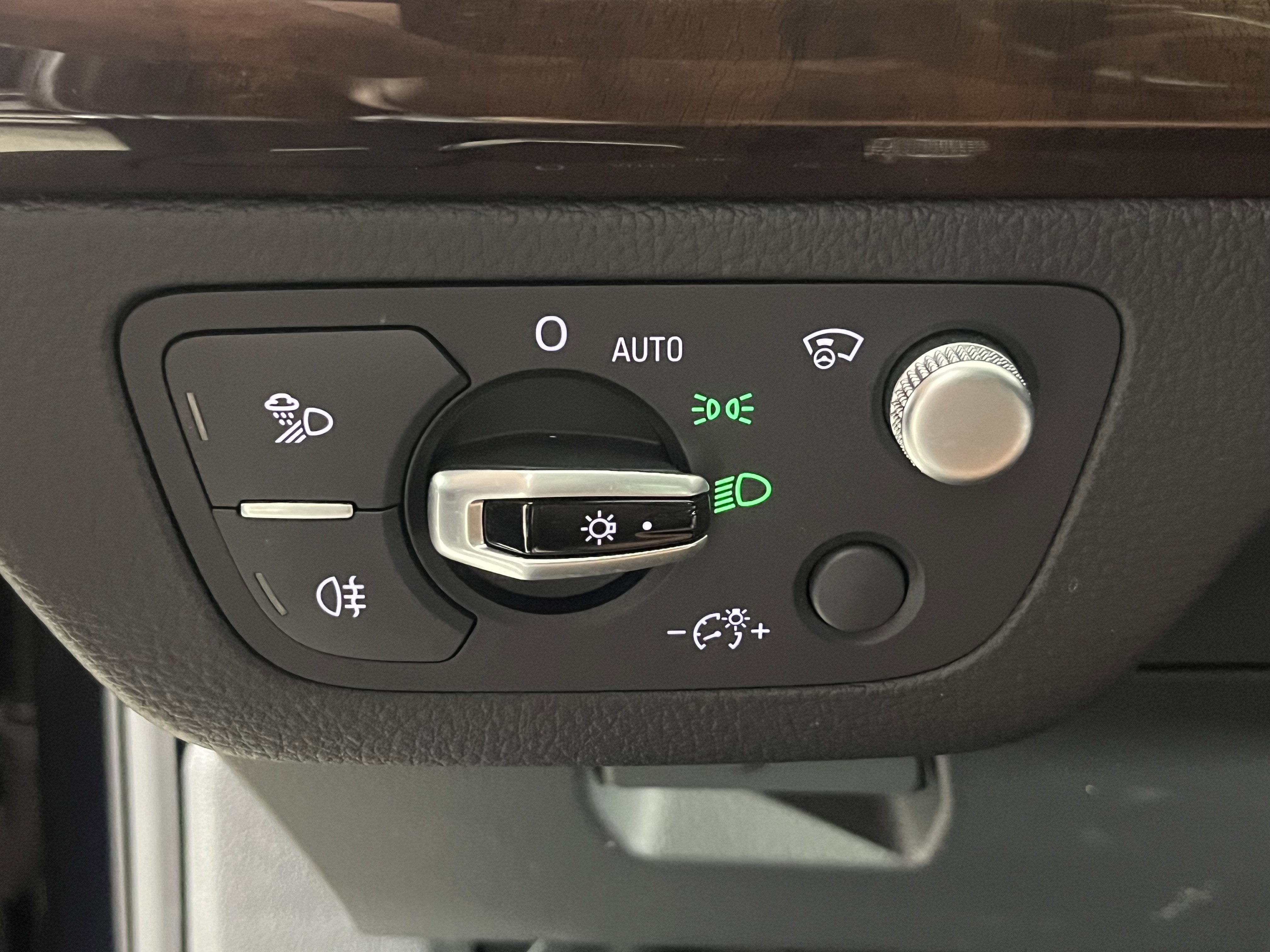 Used 2018 Audi Q5 Prestige w/ Prestige Package image 21