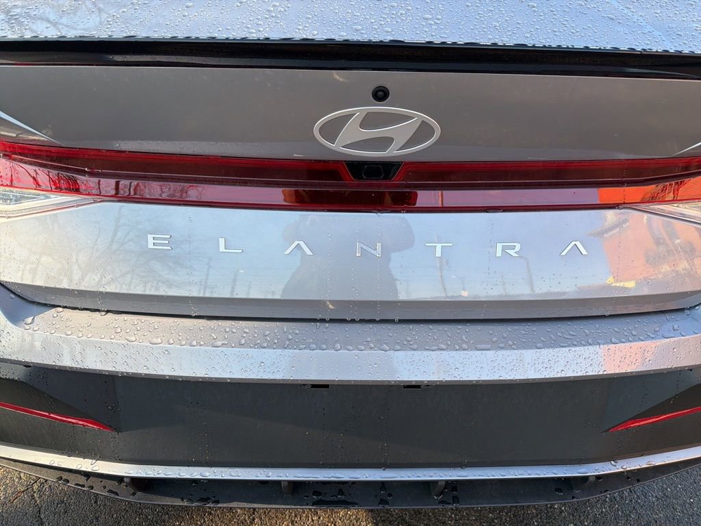 New 2026 Hyundai Elantra Sport FWD image 10