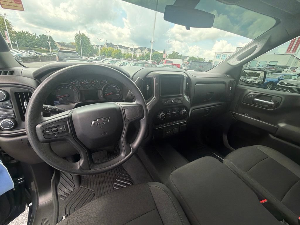 Used 2022 Chevrolet Silverado 1500 Custom Trail Boss AWD/4WD image 9
