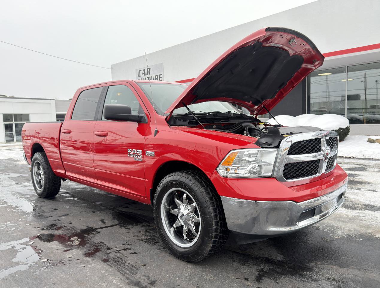Used 2020 RAM 1500 Classic SLT image 49