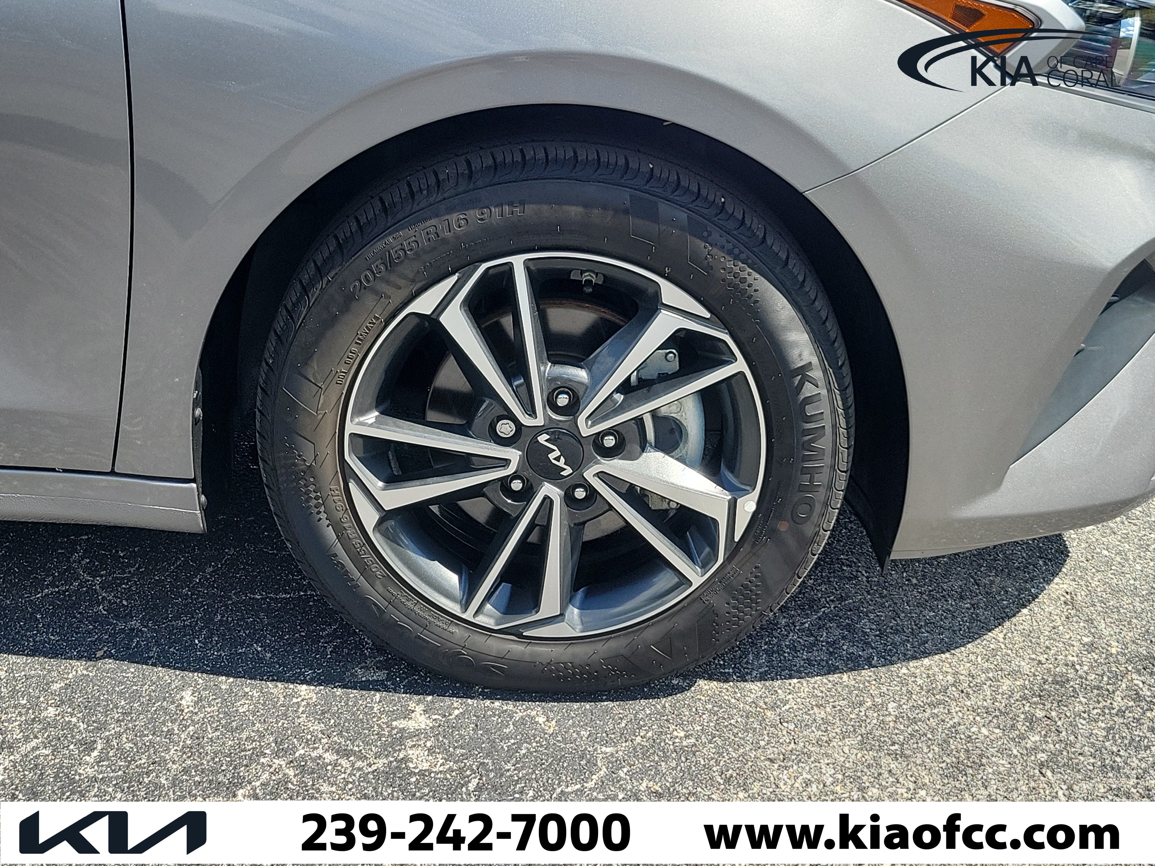Certified 2024 Kia Forte LXS FWD image 7