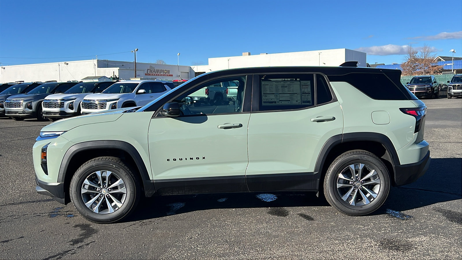 New 2026 Chevrolet Equinox LT w/ Convenience Package II image 8