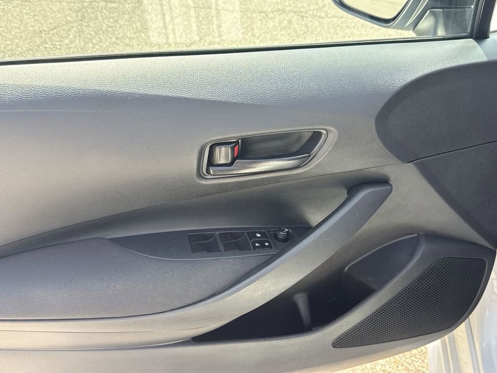 Used 2024 Toyota Corolla LE FWD image 15