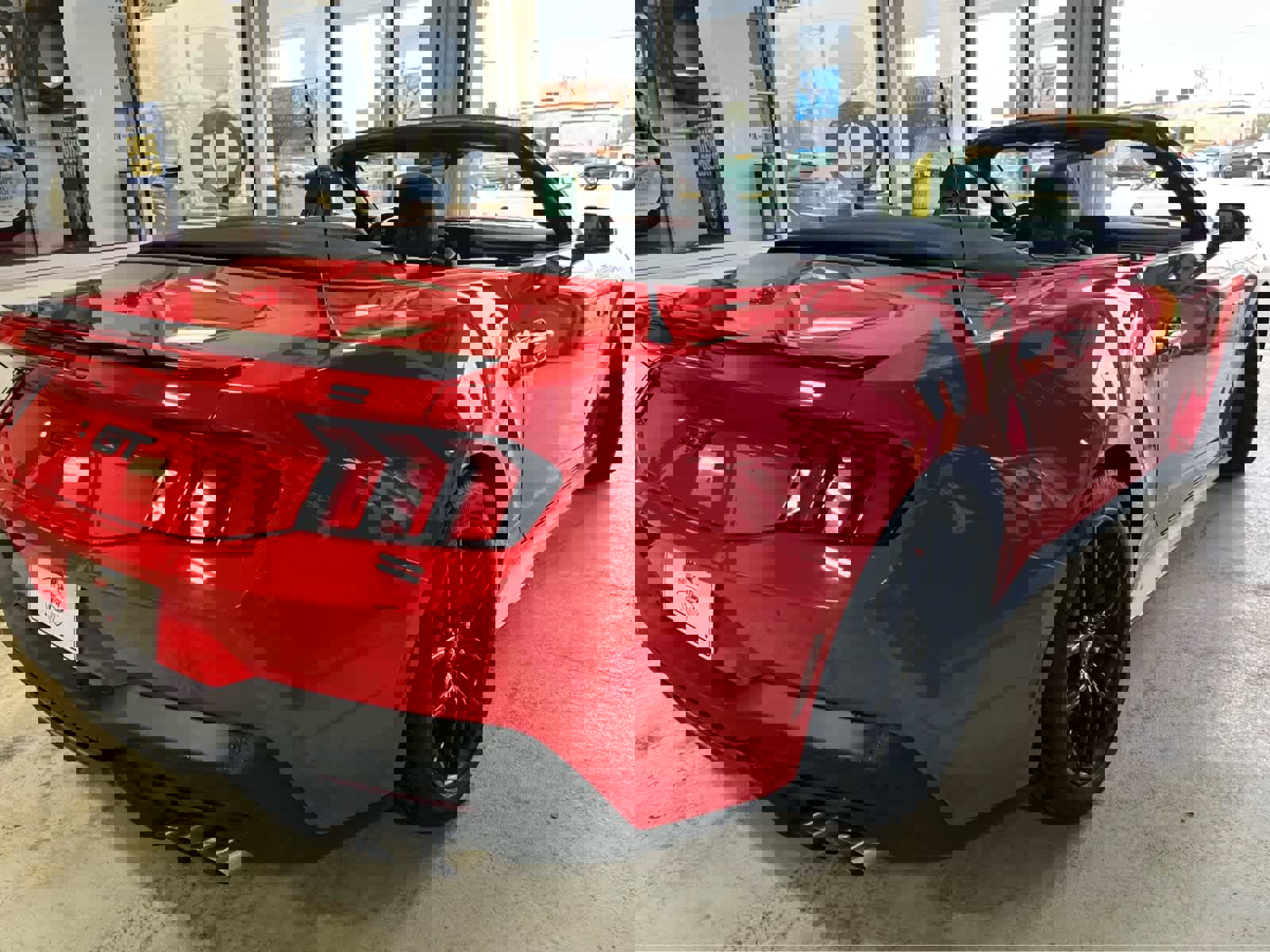 Used 2025 Ford Mustang GT Premium image 44