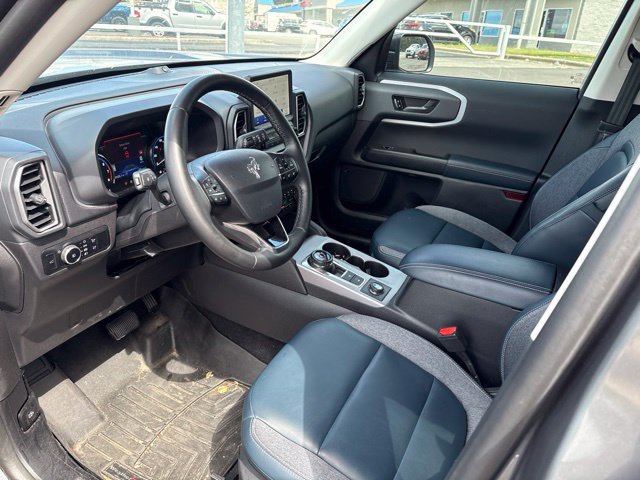 Used 2024 Ford Bronco Sport Outer Banks w/ Tech Package AWD/4WD image 8
