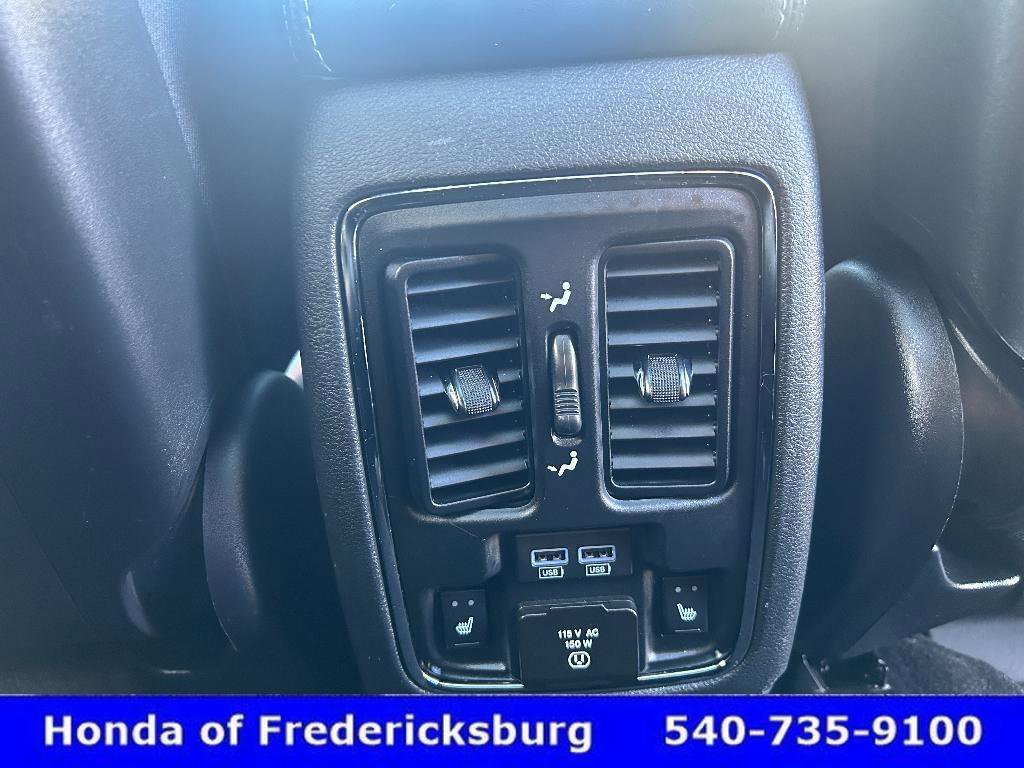 Used 2019 Jeep Grand Cherokee Overland AWD/4WD image 30