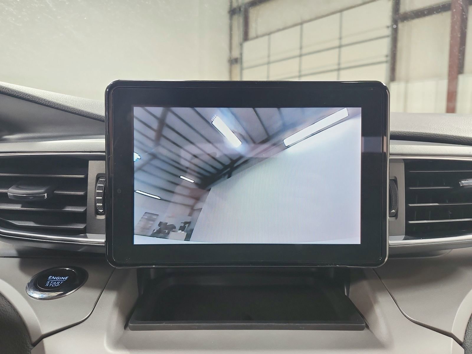 Used 2024 Ford Explorer XLT w/ Equipment Group 202A image 28