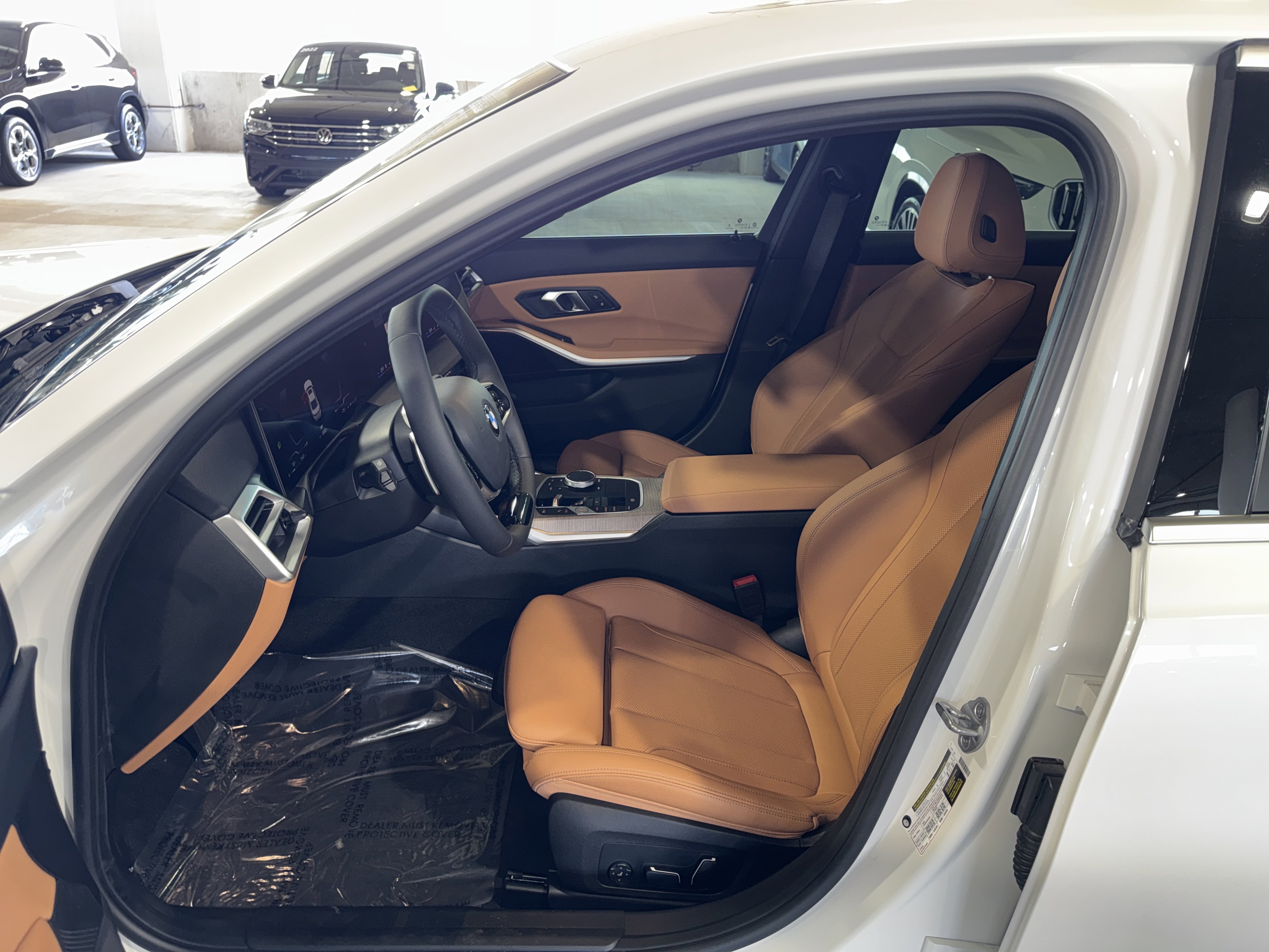 Certified 2025 BMW 330i Sedan w/ Convenience Package image 18