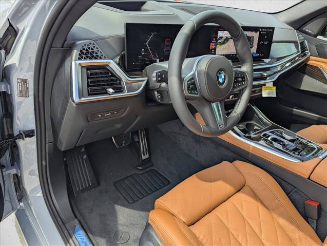New 2026 BMW X5 xDrive40i w/ M Sport Package AWD/4WD image 3