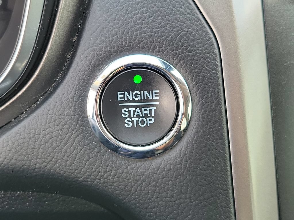 Used 2020 Ford Fusion SE AWD/4WD image 22