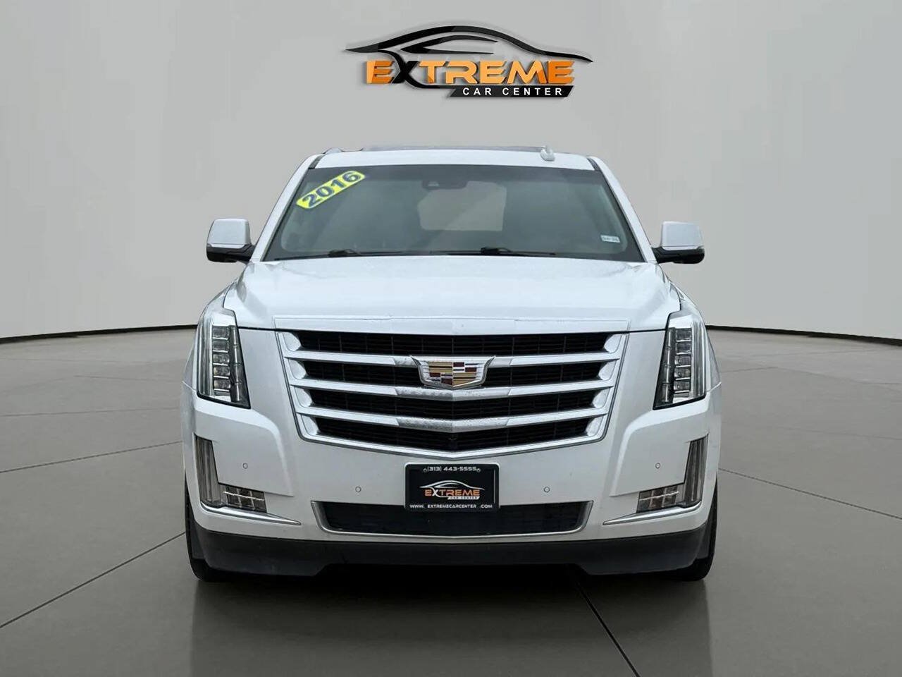 Used 2016 Cadillac Escalade Premium AWD/4WD image 9