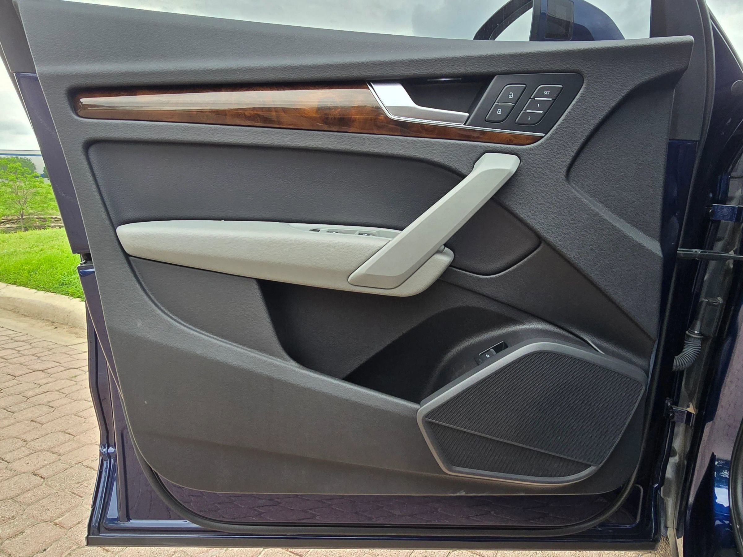 Used 2018 Audi Q5 2.0T Premium Plus image 17