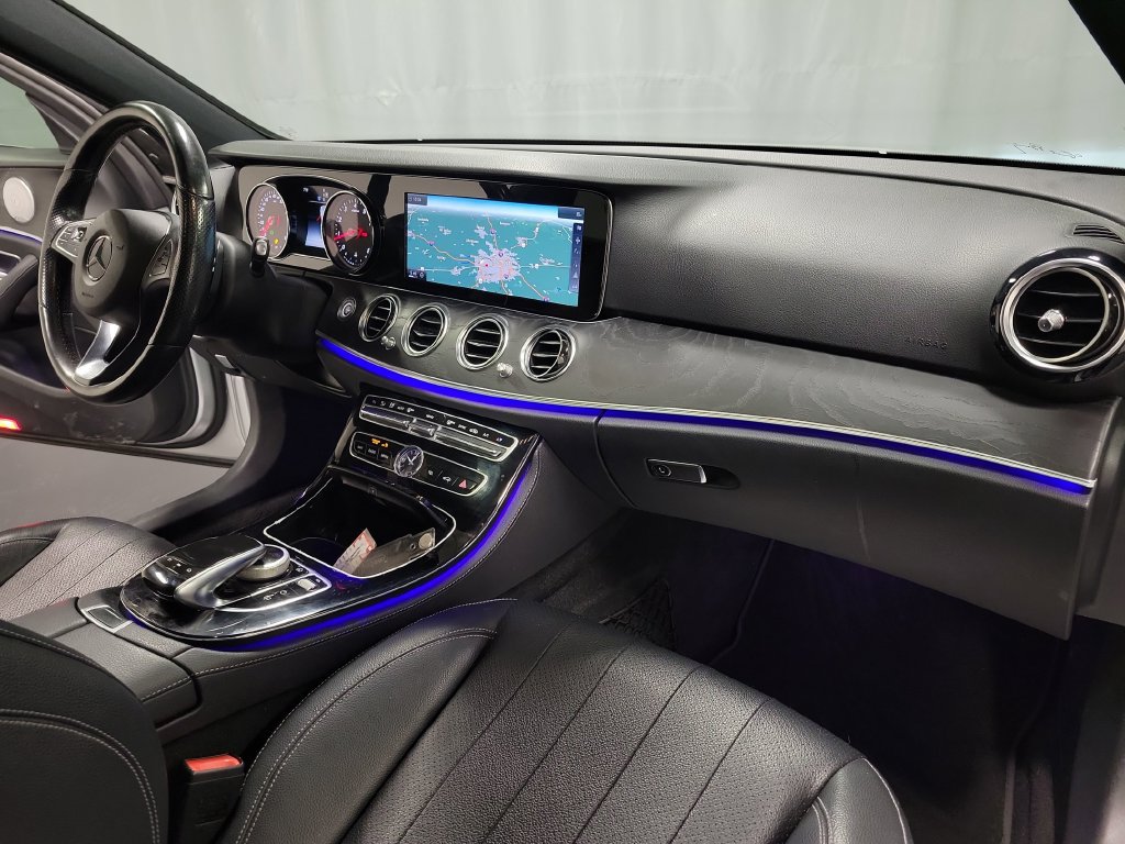 Used 2017 Mercedes-Benz E 300 image 37