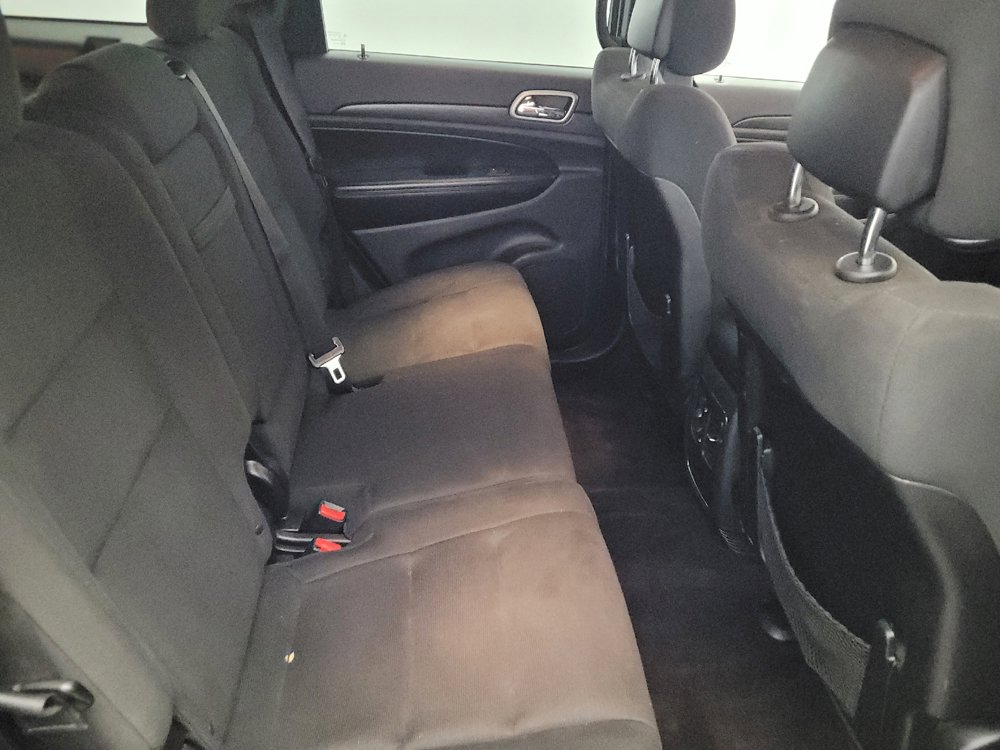 Used 2016 Jeep Grand Cherokee Laredo w/ Quick Order Package 23E image 19