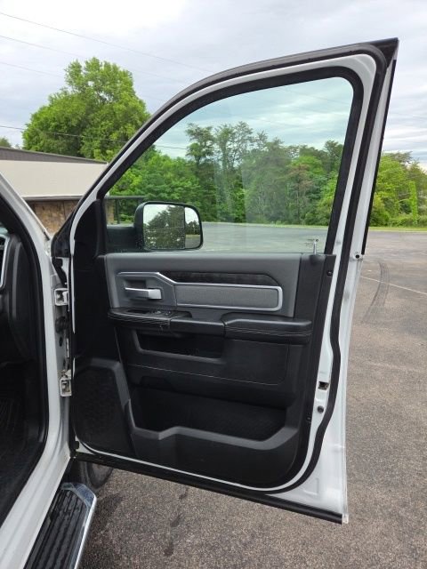 Used 2021 RAM 2500 Big Horn AWD/4WD image 18