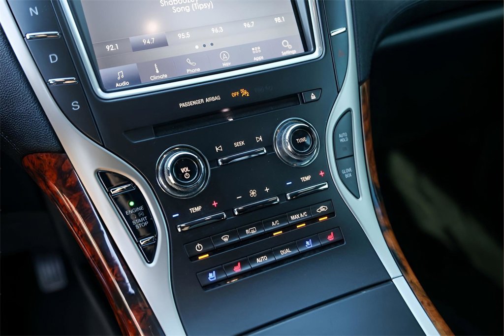 Used 2020 Lincoln Nautilus Reserve w/ Monochromatic Package image 18