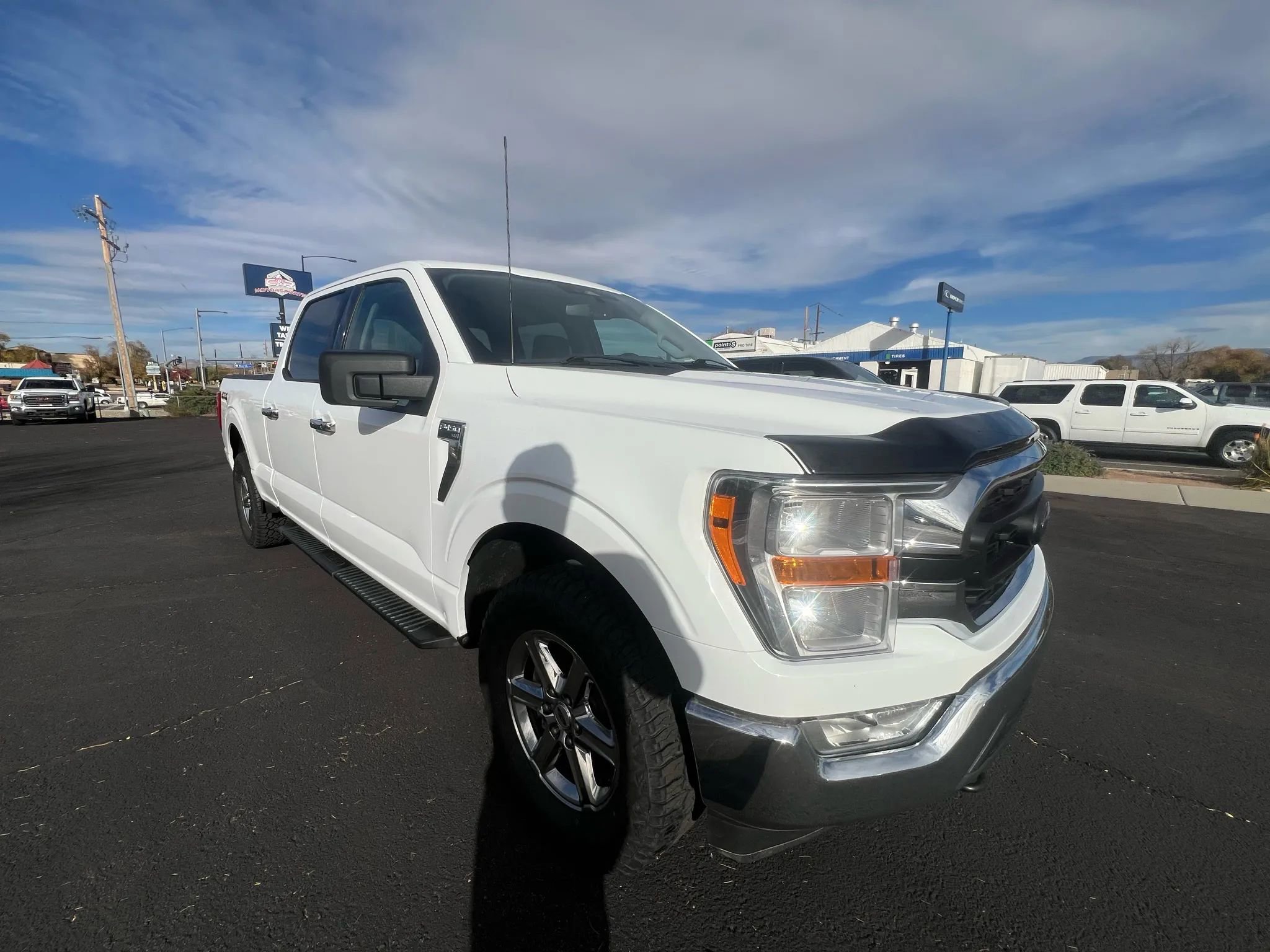 Used 2022 Ford F150 XLT w/ Equipment Group 301A Mid image 4