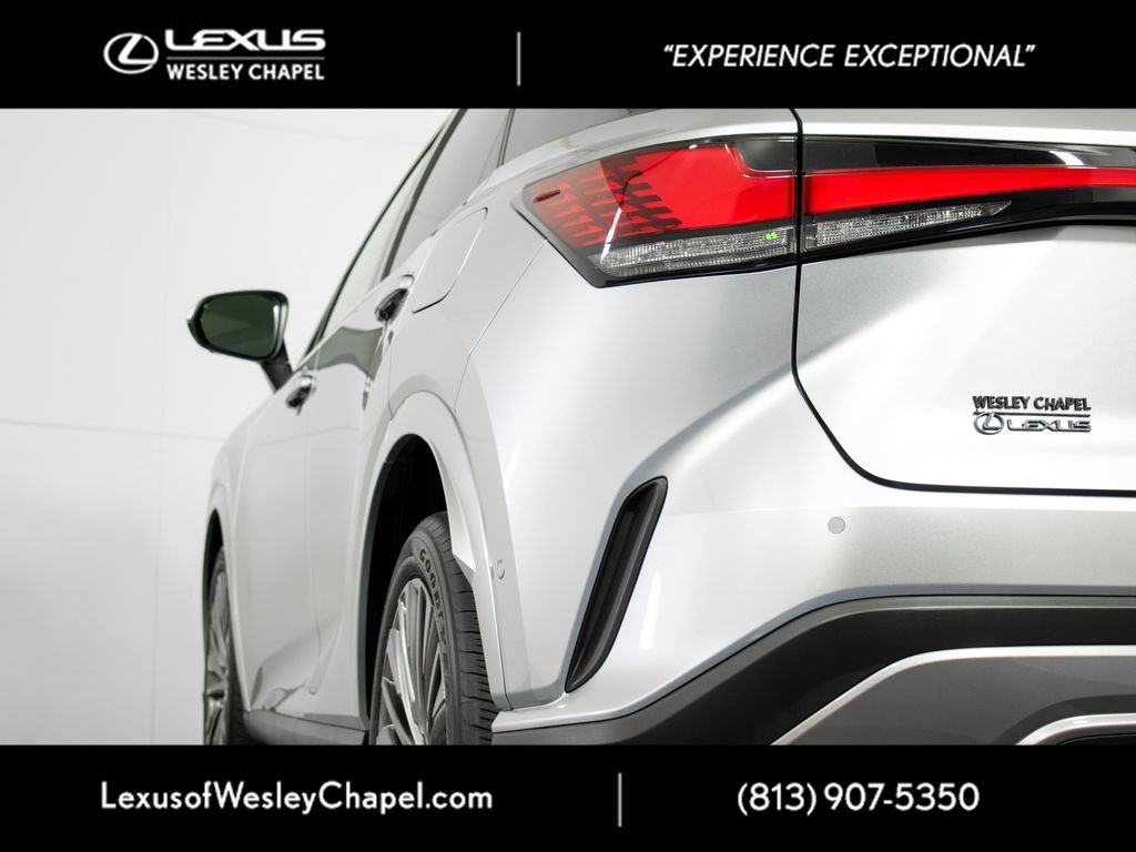 Used 2023 Lexus RX 350 FWD w/ Cold Area Package image 9