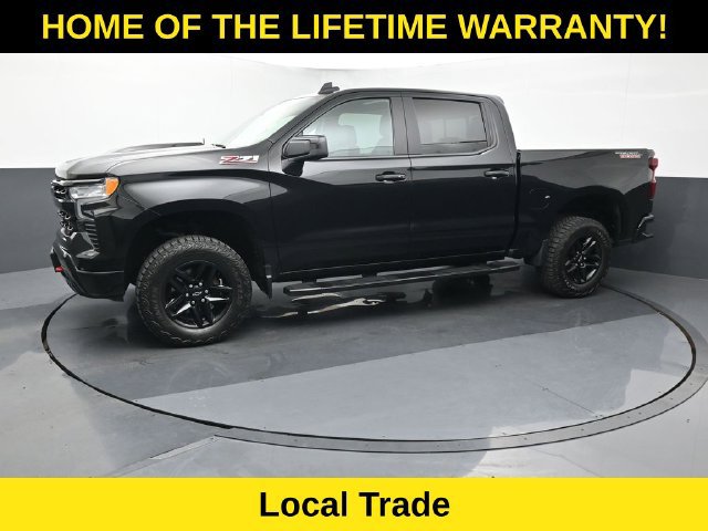 Used 2024 Chevrolet Silverado 1500 LT Trail Boss w/ Convenience Package II AWD/4WD image 3
