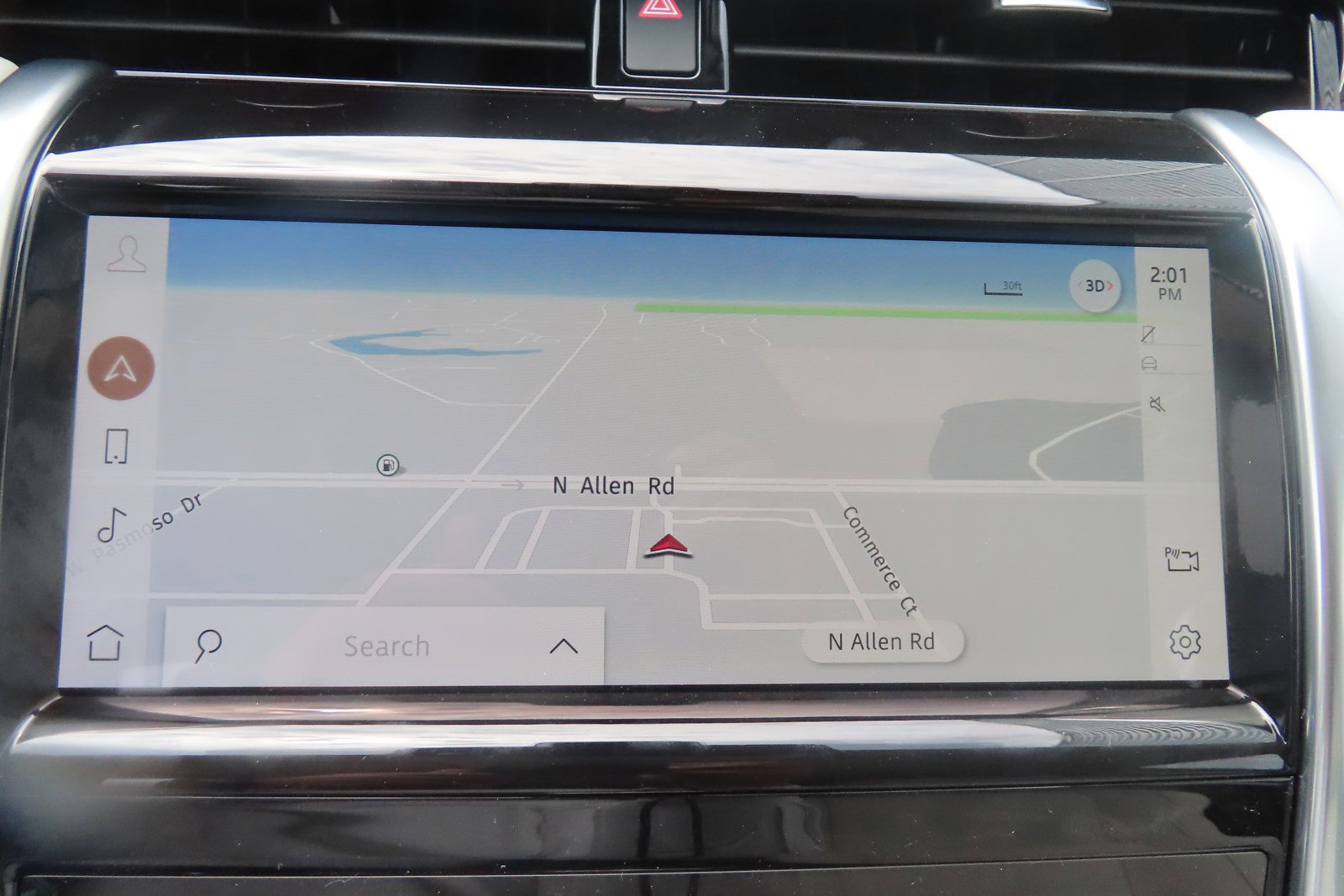 Used 2023 Land Rover Discovery Sport SE image 33