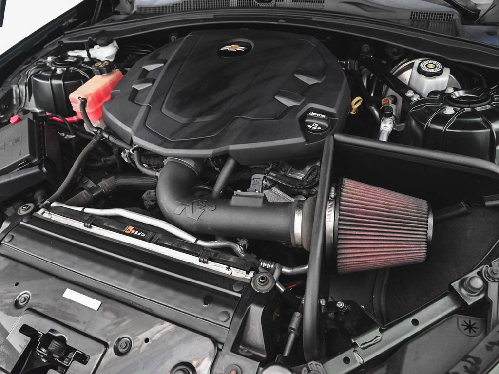 Used 2020 Chevrolet Camaro LT w/ 1LE Track Performance Package image 33