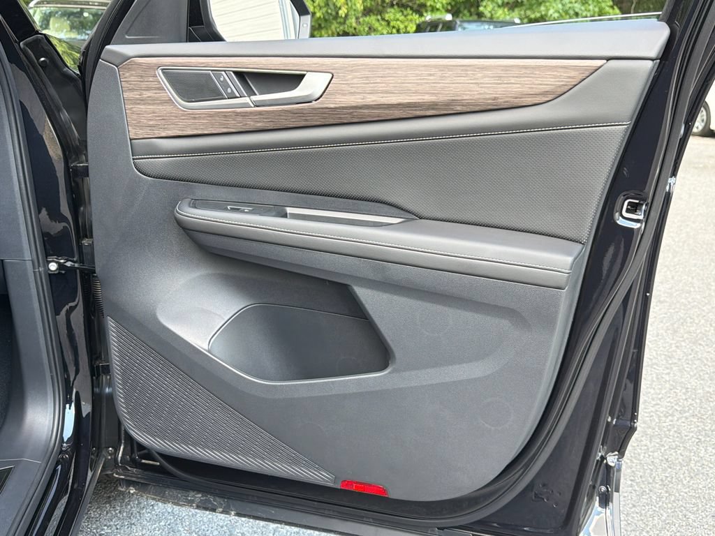 New 2026 Volkswagen Atlas SEL AWD/4WD image 8