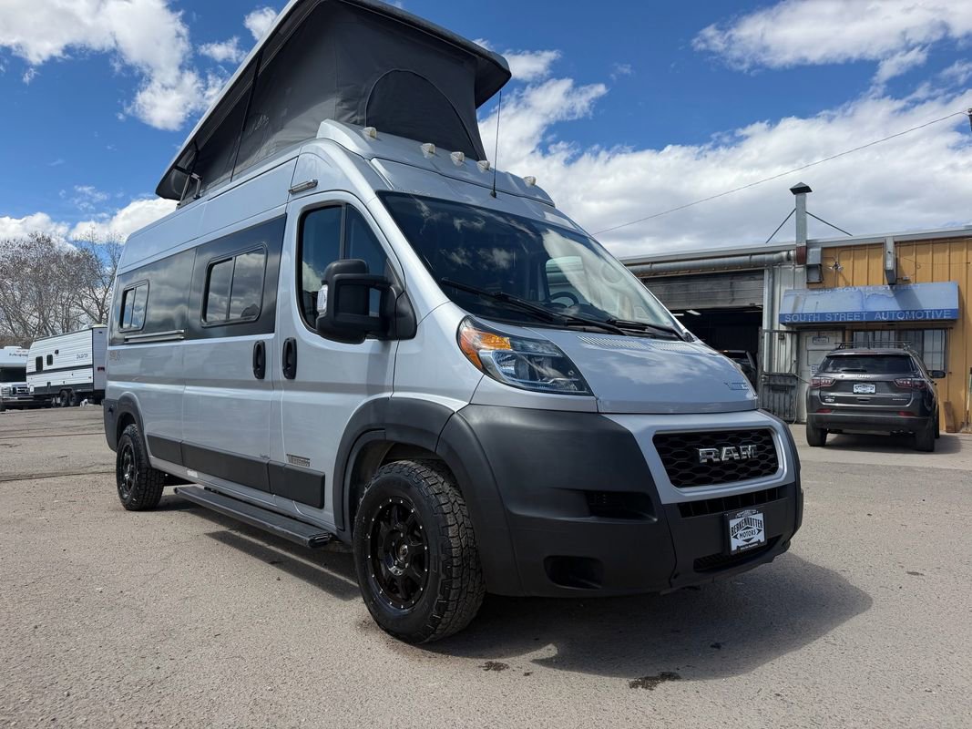 Used 2021 RAM ProMaster 2500 FWD image 1