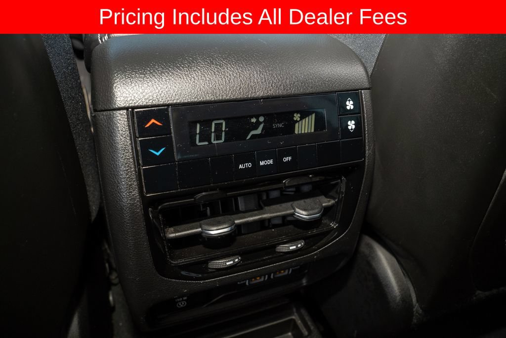 Used 2021 Jeep Grand Cherokee L Laredo AWD/4WD image 15
