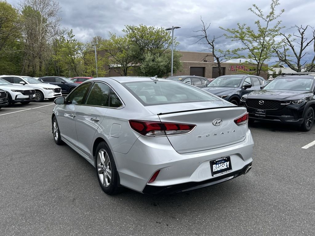 Used 2018 Hyundai Sonata Limited w/ Limited Ultimate Package 03 FWD image 6
