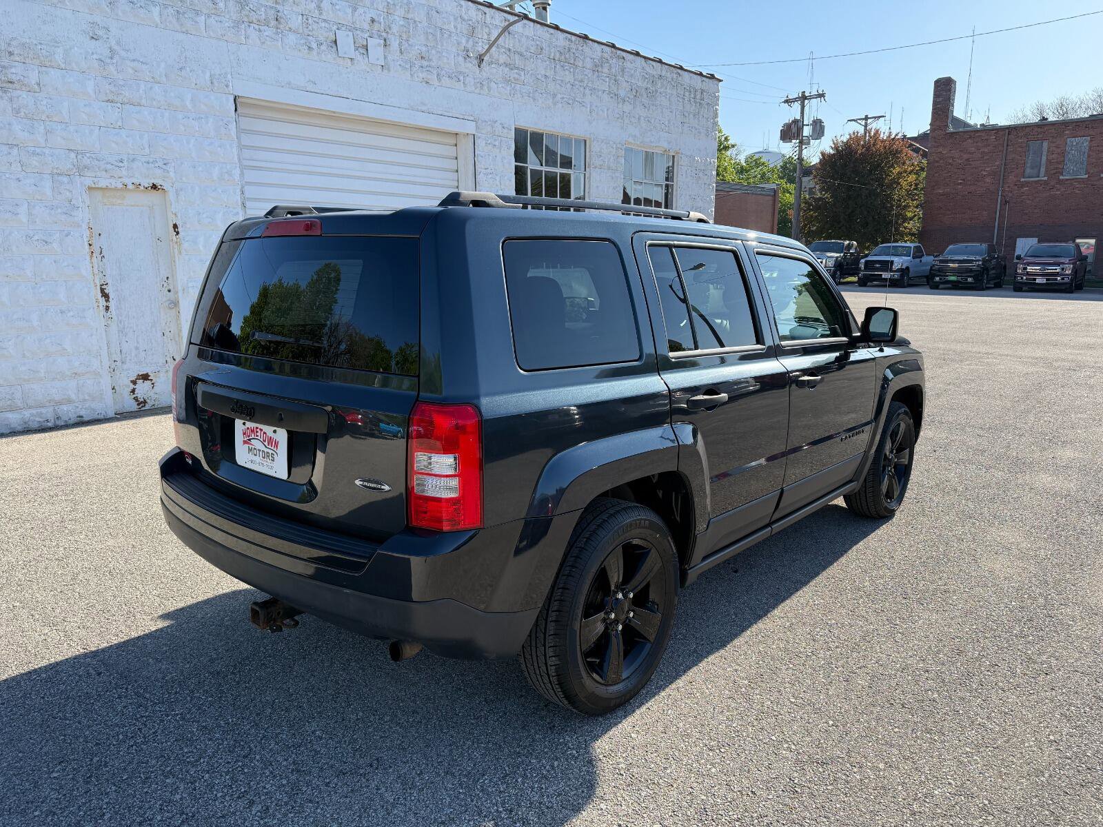 Used 2014 Jeep Patriot Sport FWD image 5
