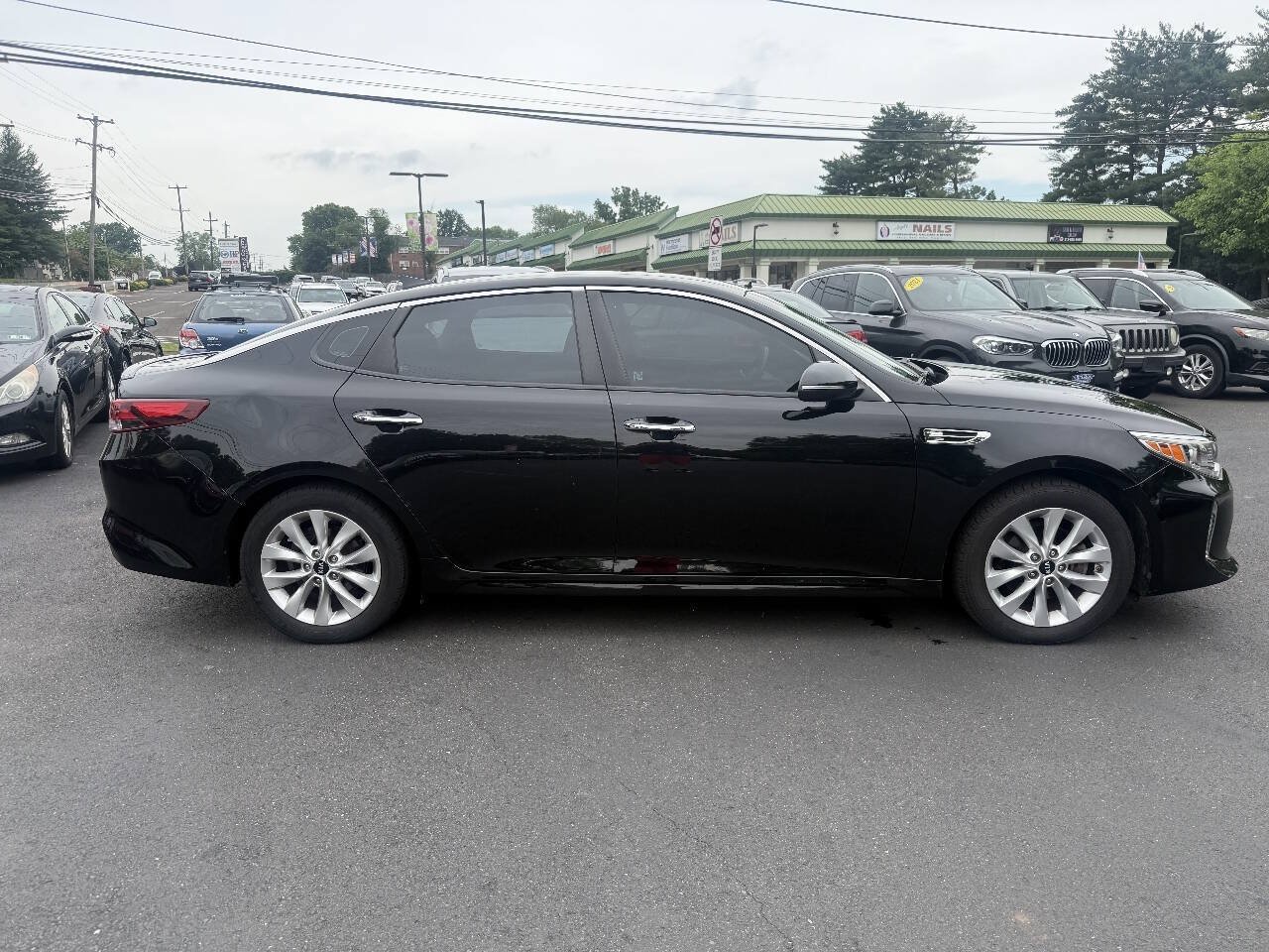 Used 2018 Kia Optima S FWD image 11