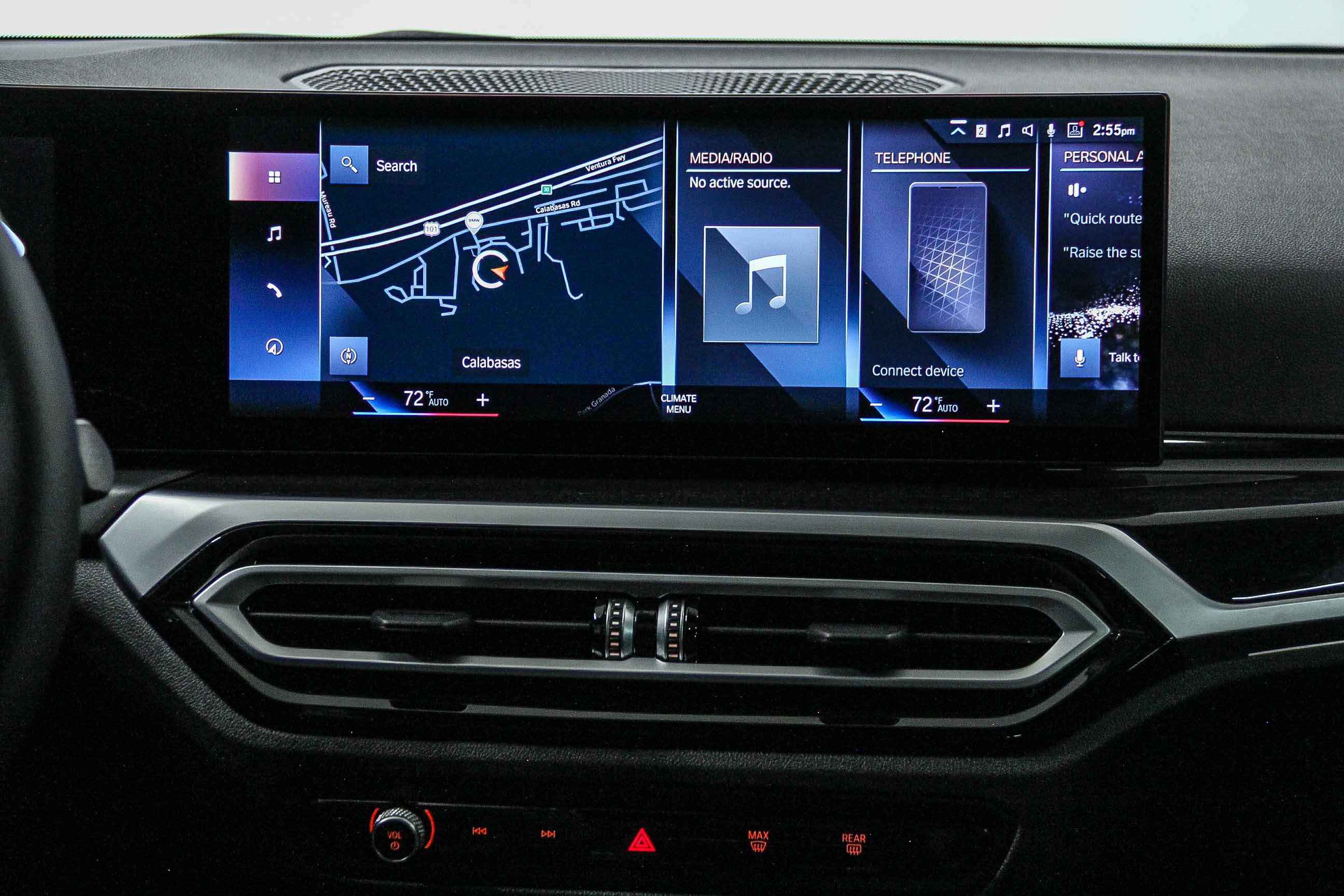 Used 2024 BMW 330i Sedan w/ Convenience Package image 15